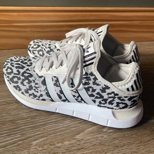 Women’s Adidas Swift Rux X